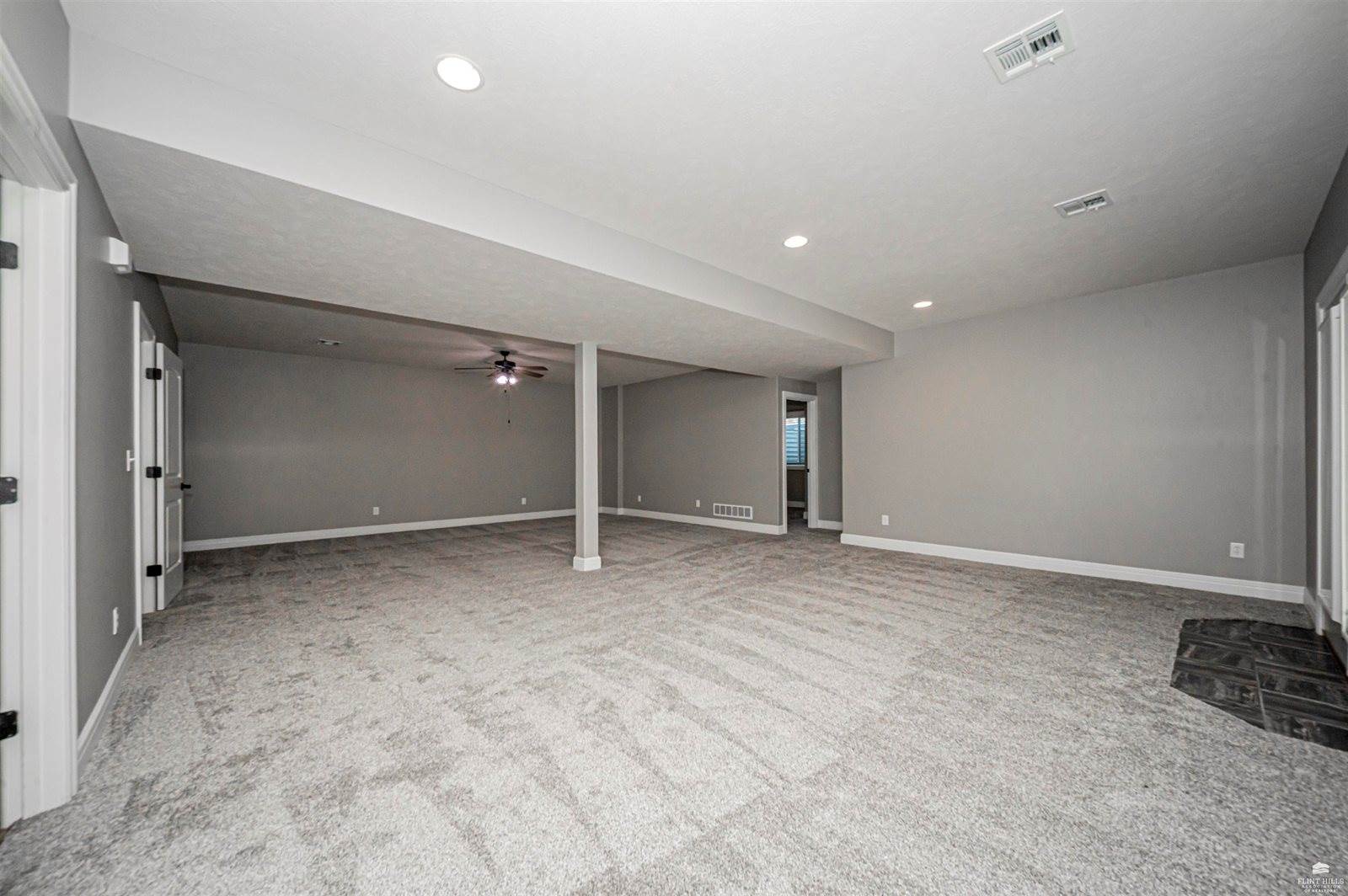 1007 Chisholm Trail, Junction City, KS 66441