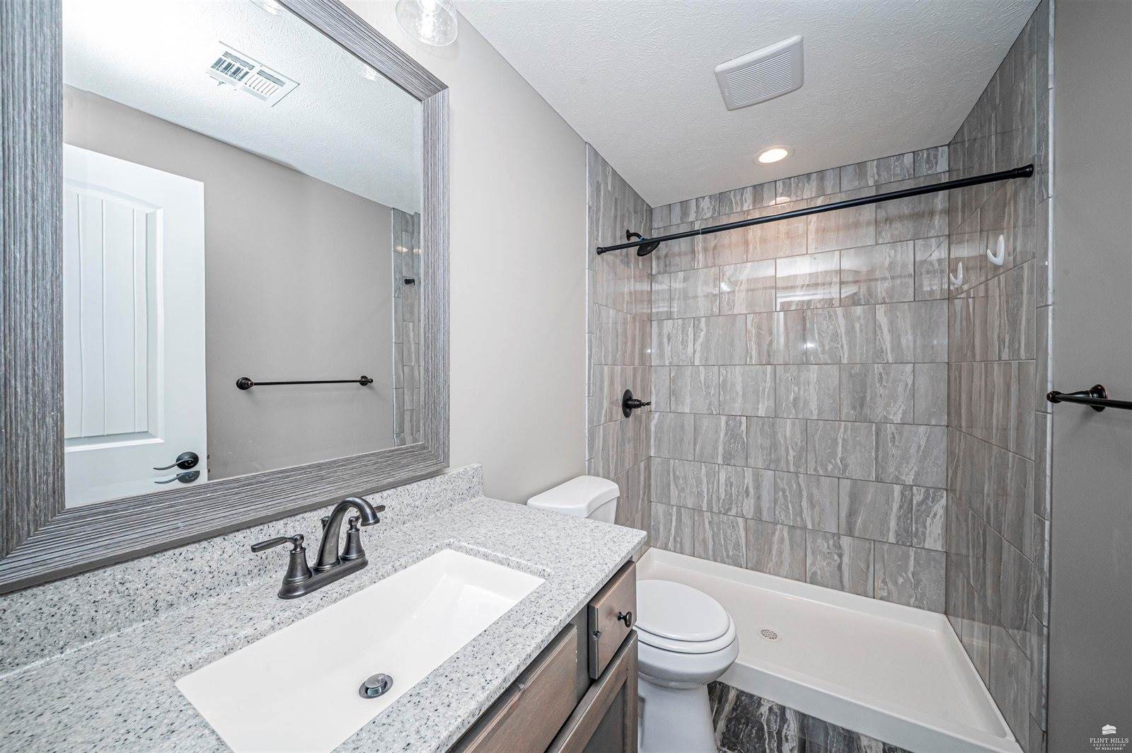 1007 Chisholm Trail, Junction City, KS 66441