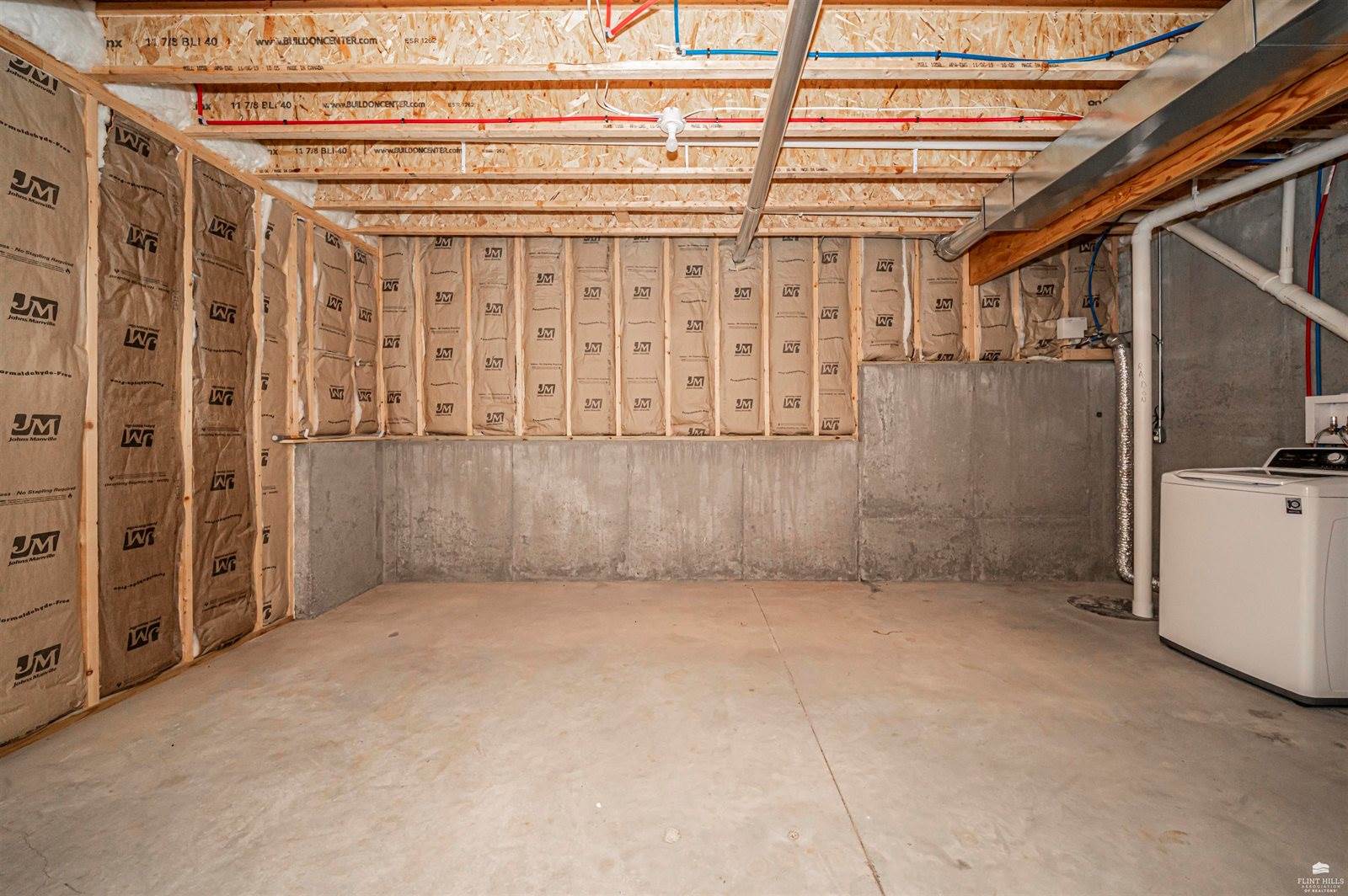 1007 Chisholm Trail, Junction City, KS 66441