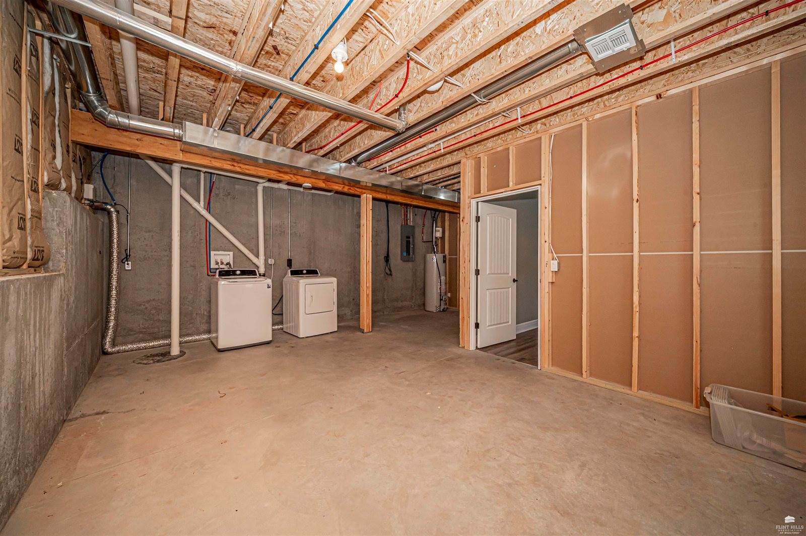 1007 Chisholm Trail, Junction City, KS 66441