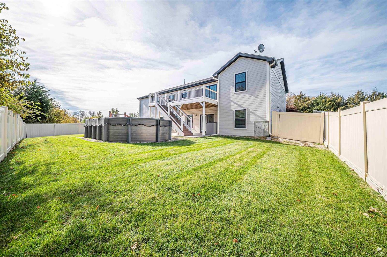 1007 Chisholm Trail, Junction City, KS 66441