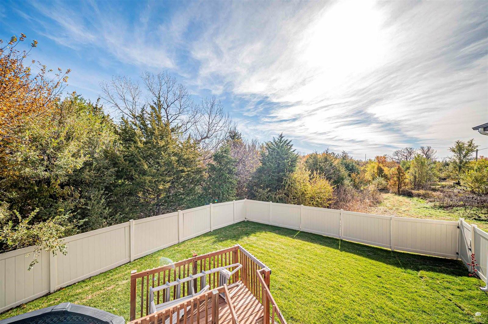 1007 Chisholm Trail, Junction City, KS 66441