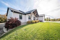 1007 Chisholm Trail, Junction City, KS 66441