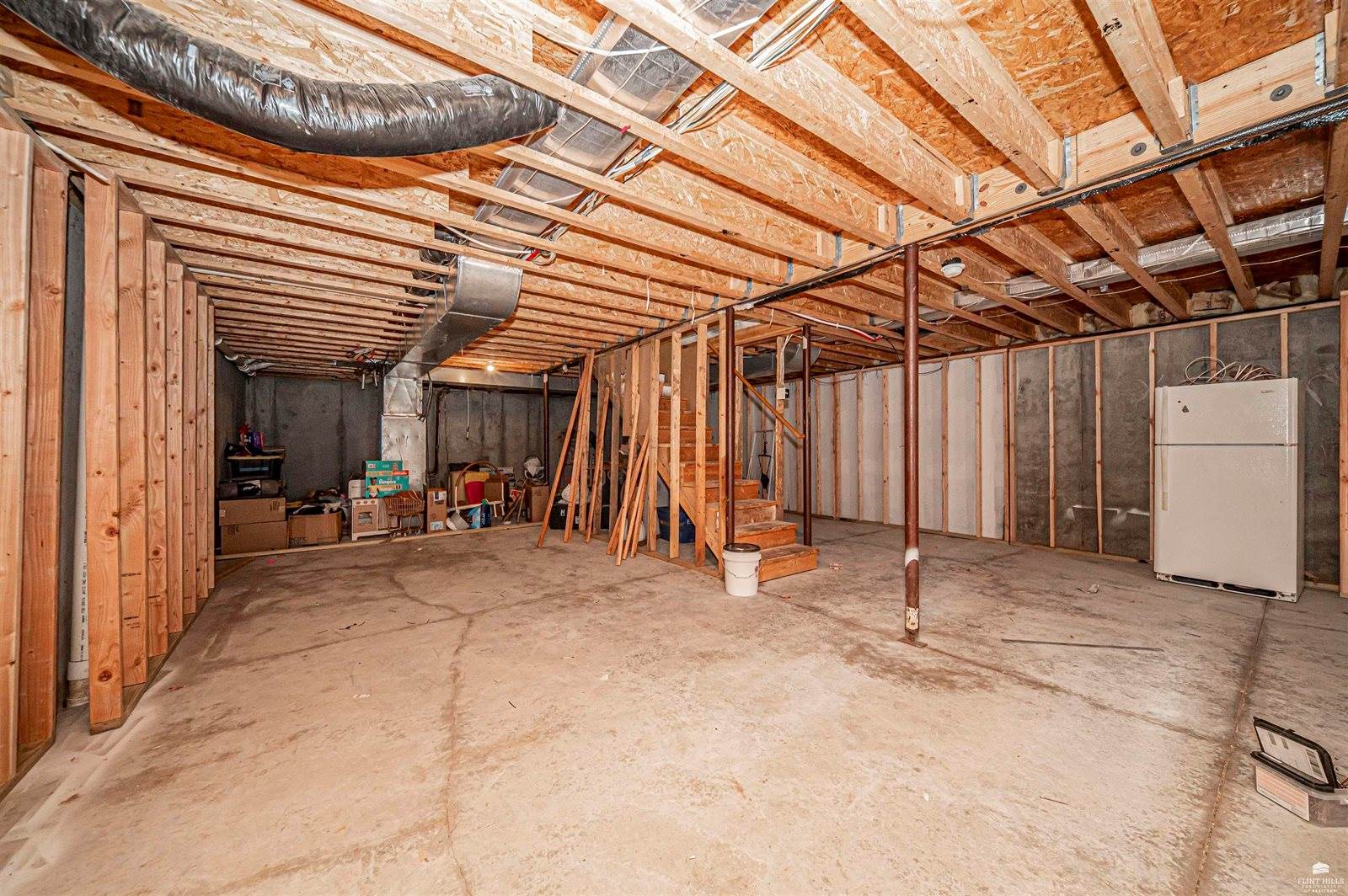 2512 Valley Drive, Junction City, KS 66441