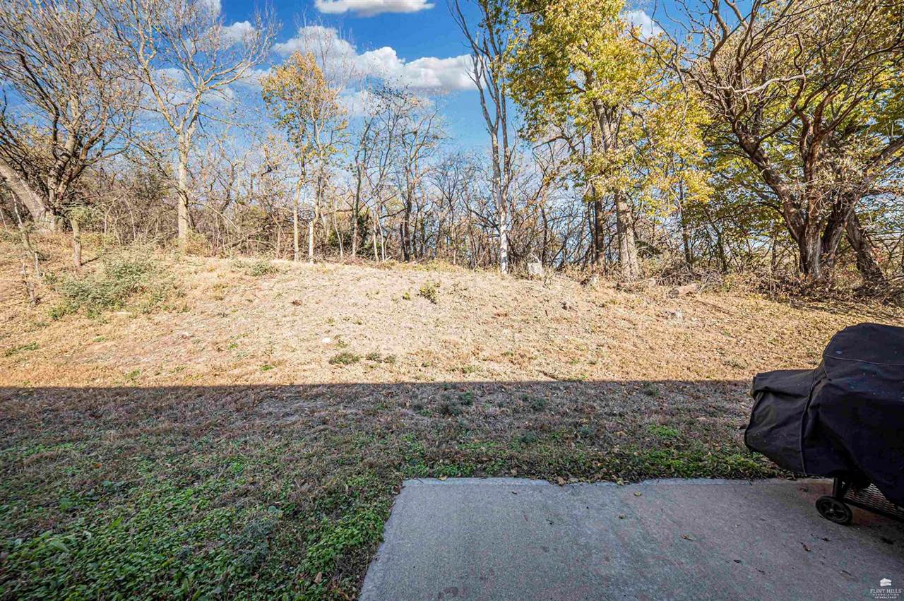 2512 Valley Drive, Junction City, KS 66441