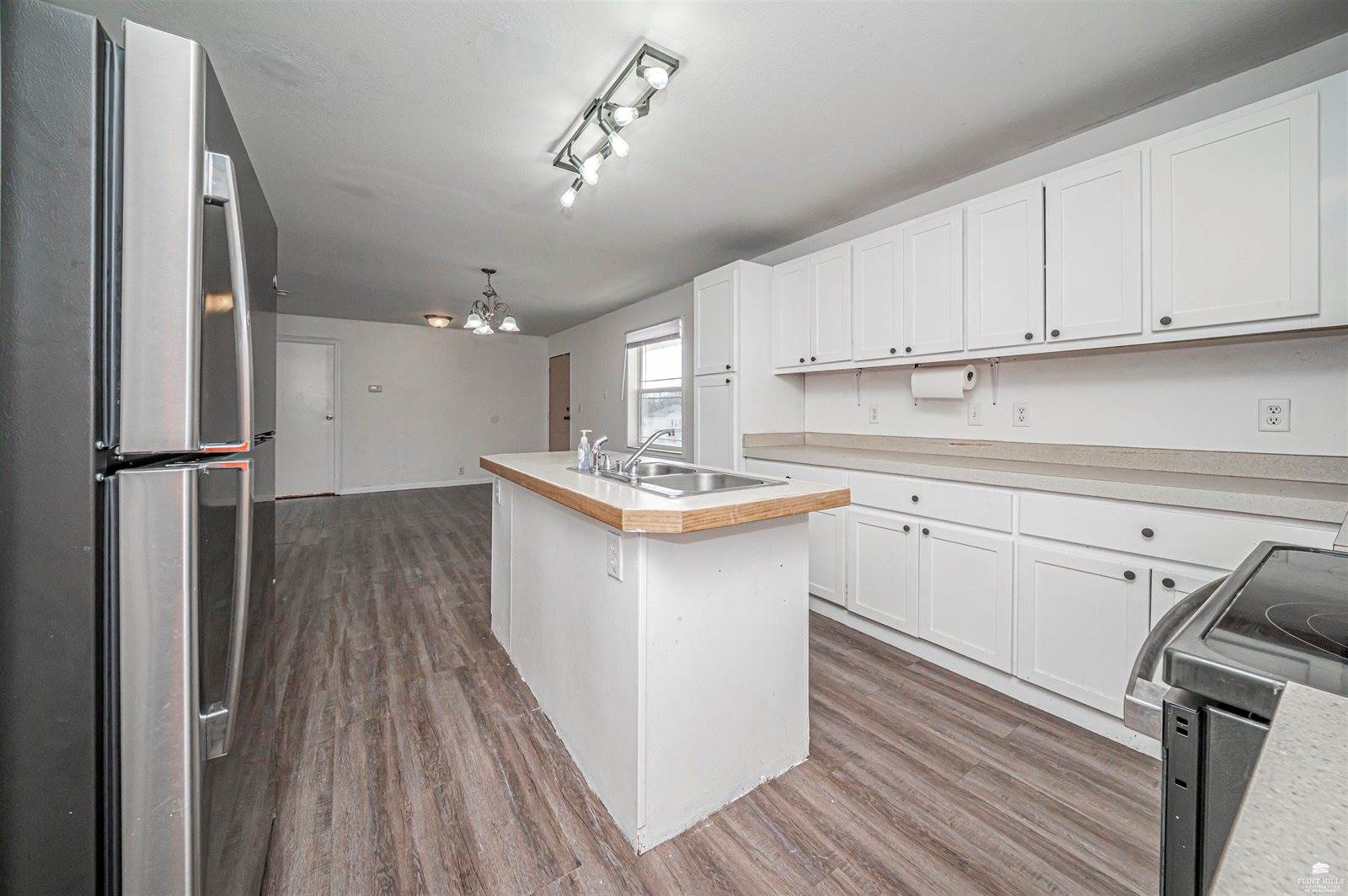 2512 Valley Drive, Junction City, KS 66441