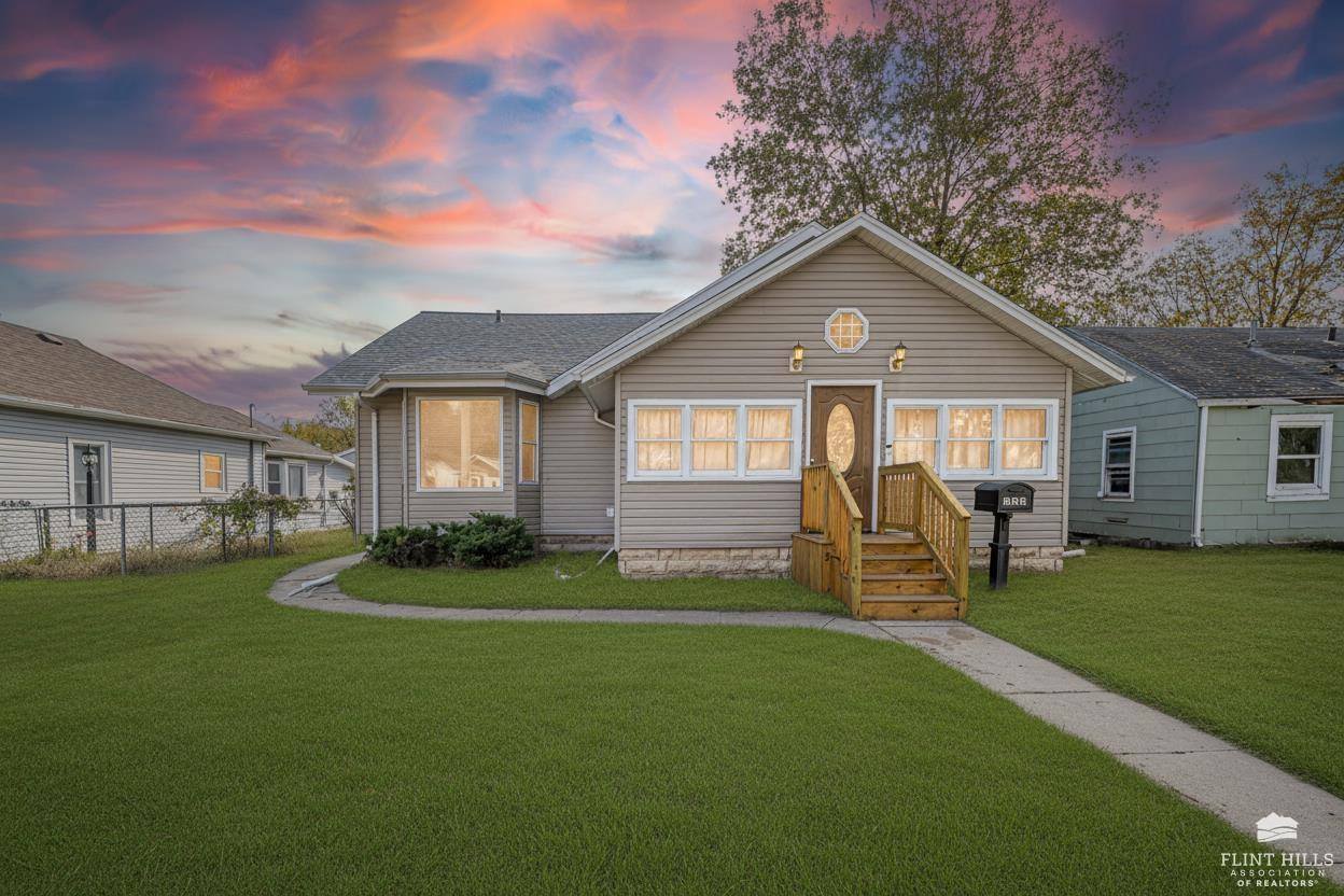 325 West 16th, Junction City, KS 66441