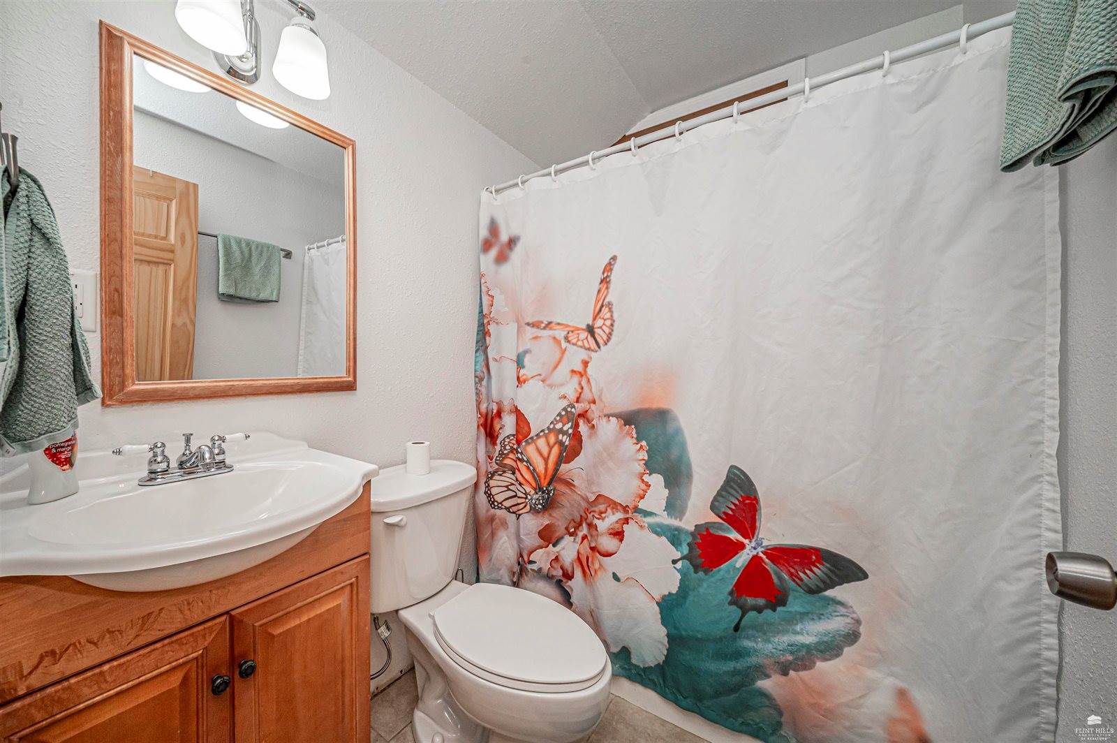 325 West 16th, Junction City, KS 66441