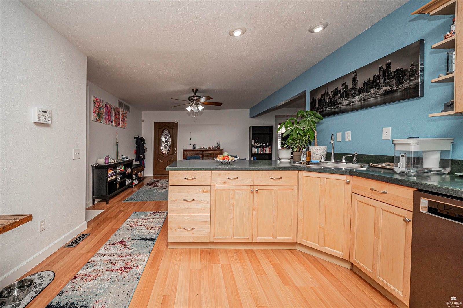 325 West 16th, Junction City, KS 66441