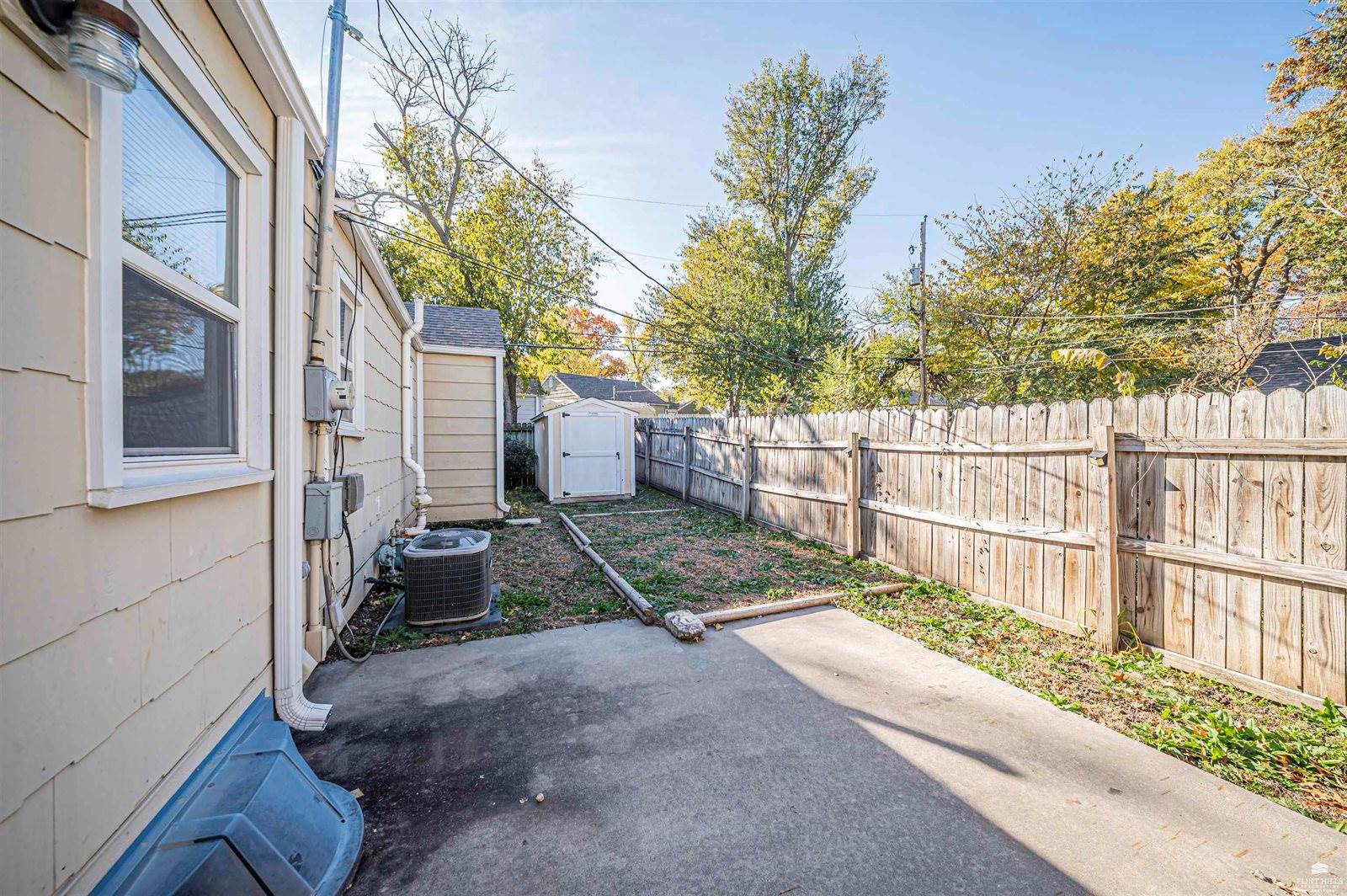 104 Sunset Drive, Junction City, KS 66441