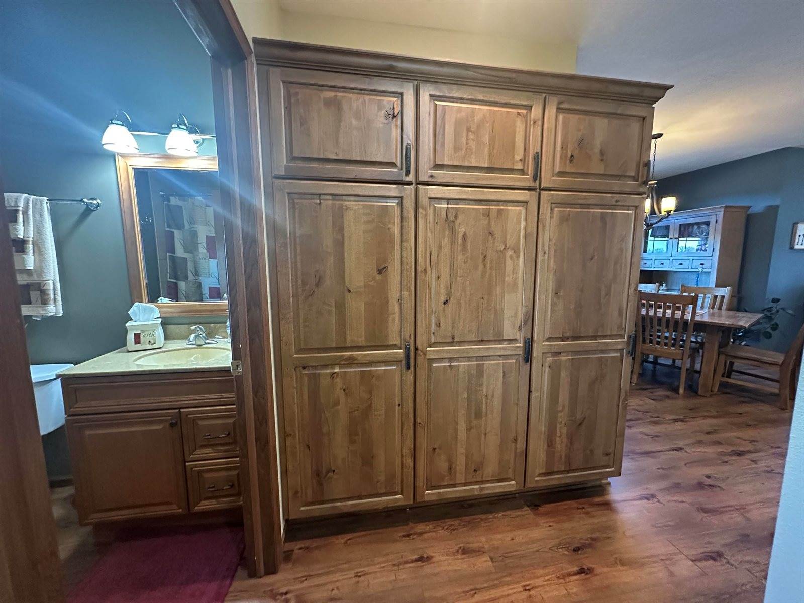 240 North Pond, Jackson, MN 56143