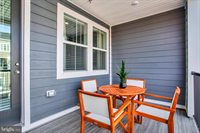 9666 Swallowtail Lane, Manassas, VA 20110