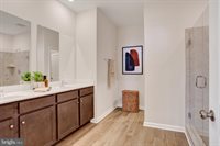 9666 Swallowtail Lane, Manassas, VA 20110