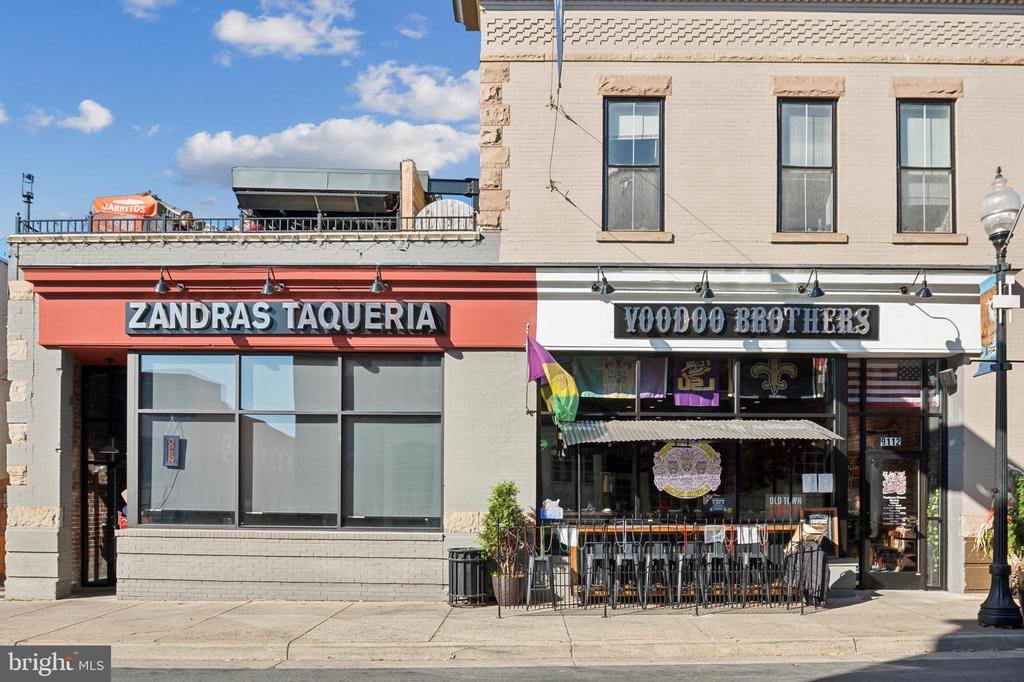 9664 Swallowtail Lane, Manassas, VA 20110