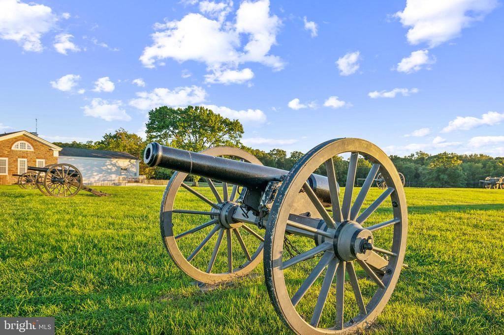 9664 Swallowtail Lane, Manassas, VA 20110