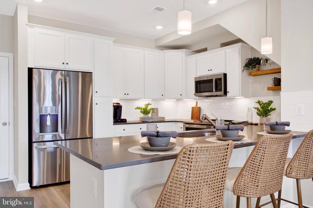 9664 Swallowtail Lane, Manassas, VA 20110