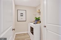 9664 Swallowtail Lane, Manassas, VA 20110