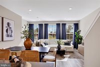 9664 Swallowtail Lane, Manassas, VA 20110