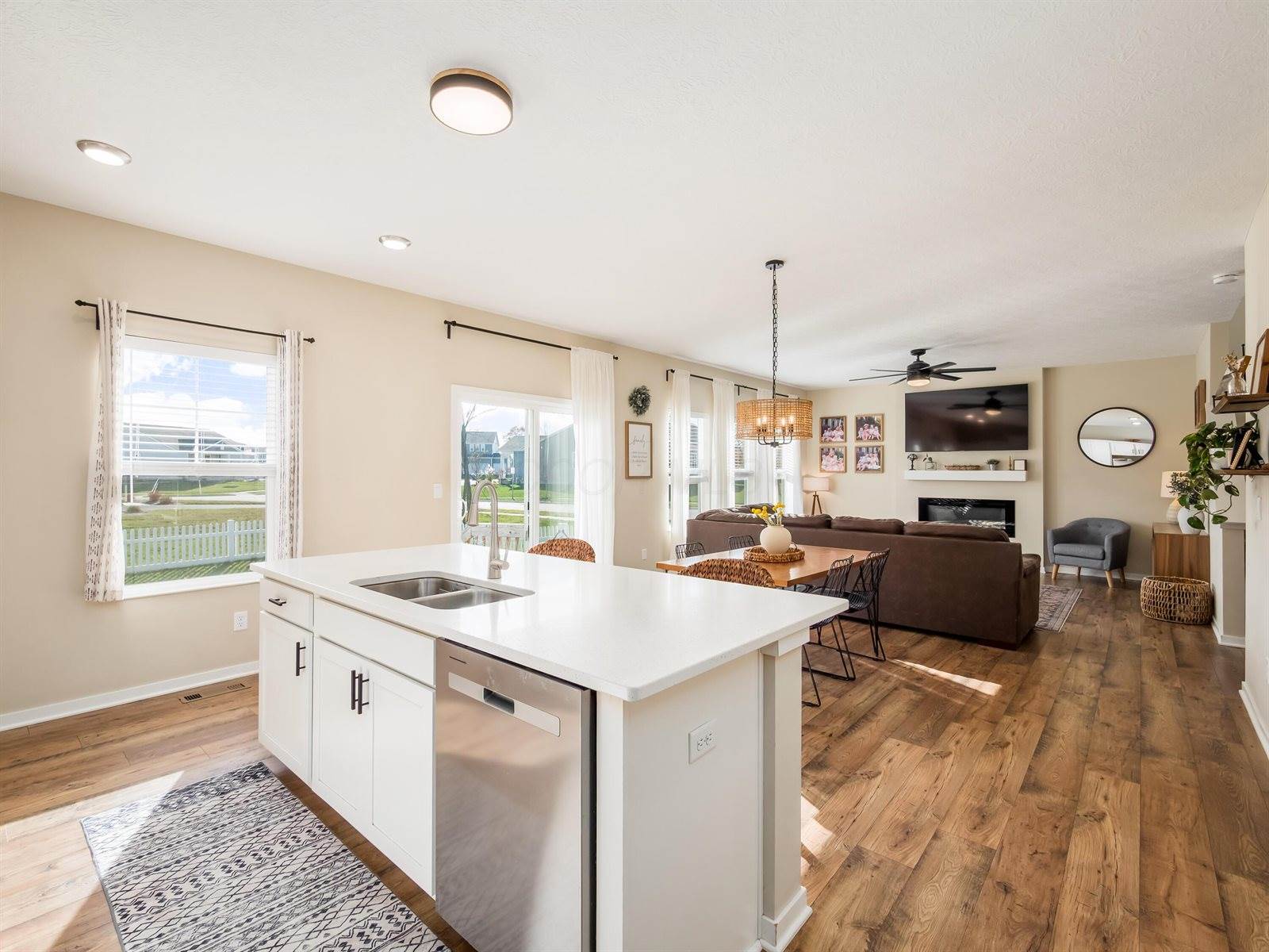 141 Brazos Drive, Delaware, OH 43015