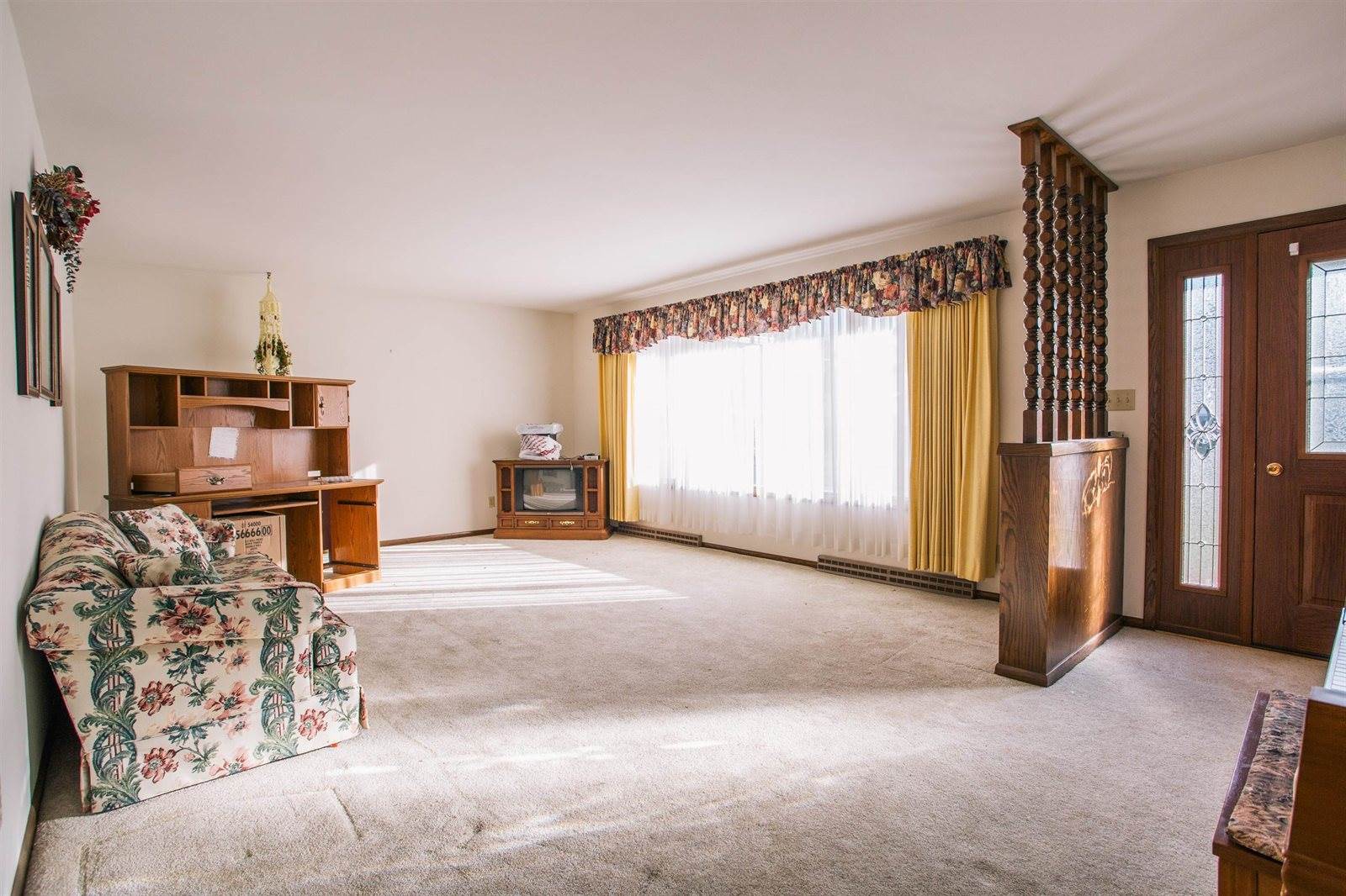 300 E Miller Street, Greenwood, WI 54437