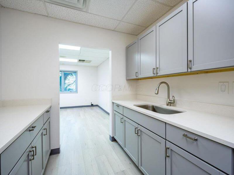 171 Green Meadows Drive South, Lewis Center, OH 43035