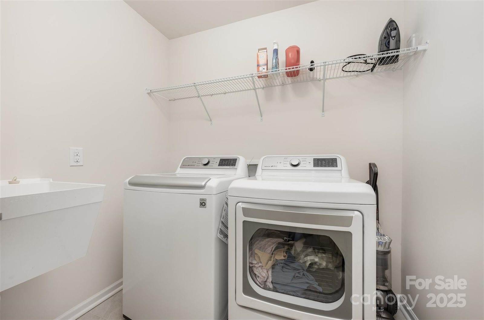 11016 Crane Creek Drive, Charlotte, NC 28278