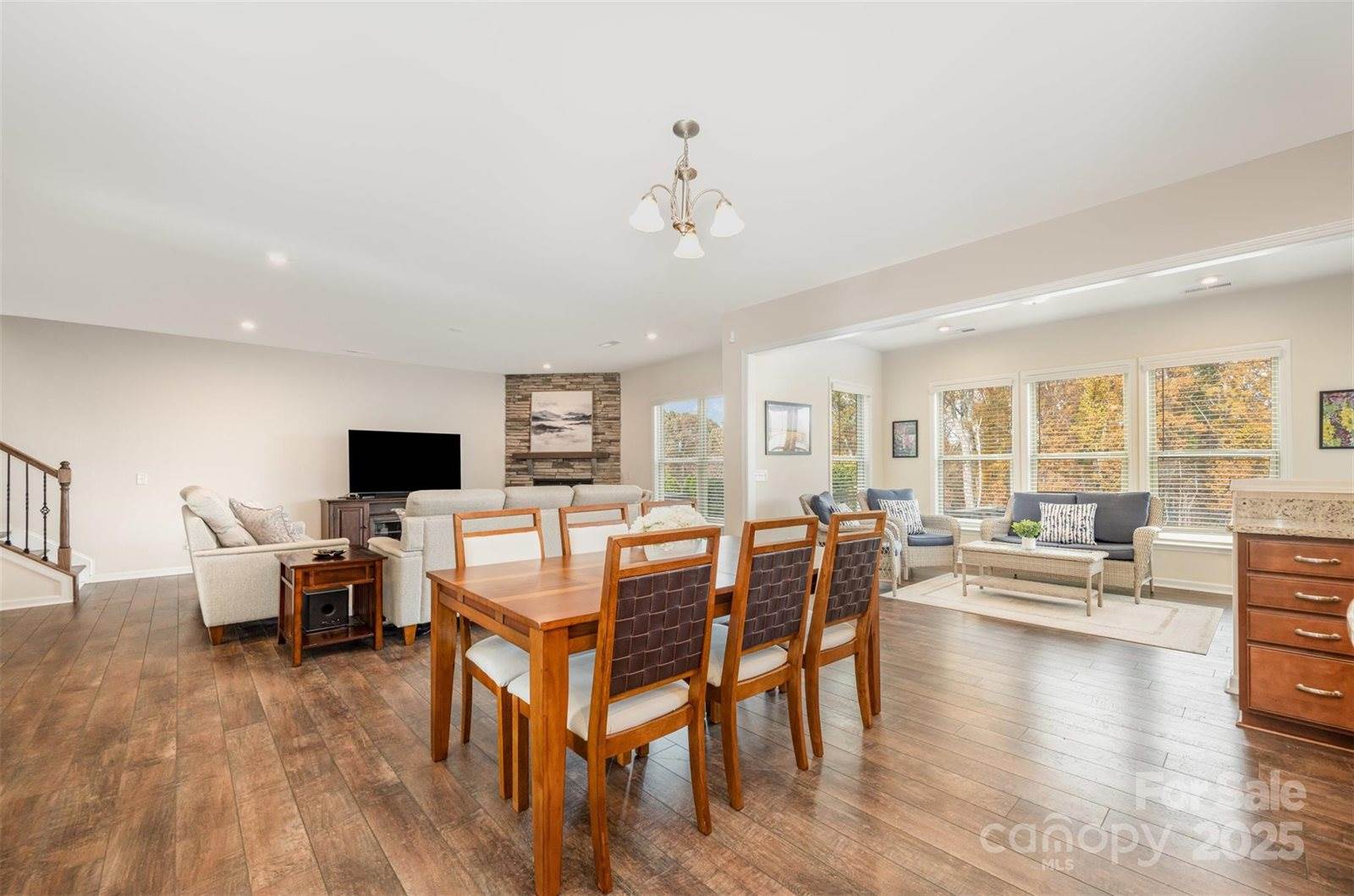 11016 Crane Creek Drive, Charlotte, NC 28278