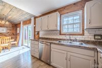 22622 Green Hills Road, Lebanon, MO 65536