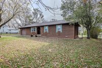 22622 Green Hills Road, Lebanon, MO 65536