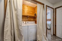 22622 Green Hills Road, Lebanon, MO 65536