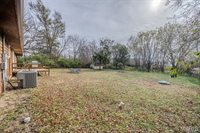 22622 Green Hills Road, Lebanon, MO 65536