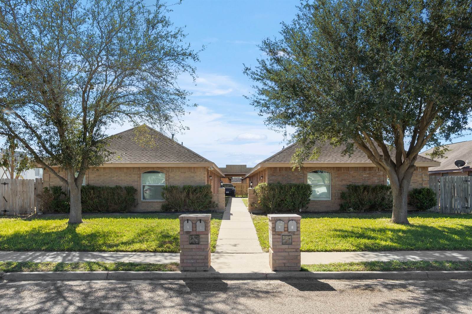 705 Bronze, Pharr T, TX 78577