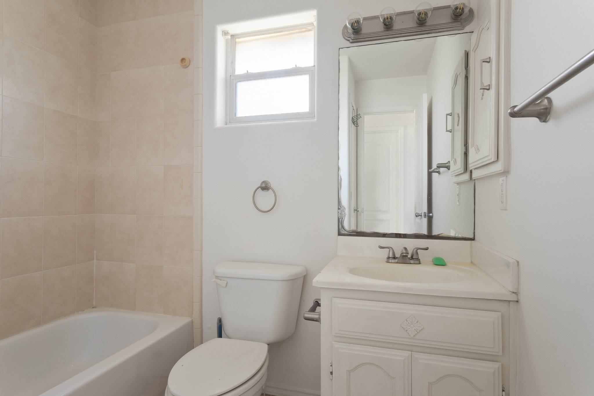 705 Bronze, Pharr T, TX 78577