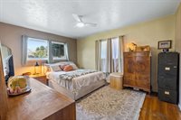 646 South Redwood Drive, Visalia, CA 93277