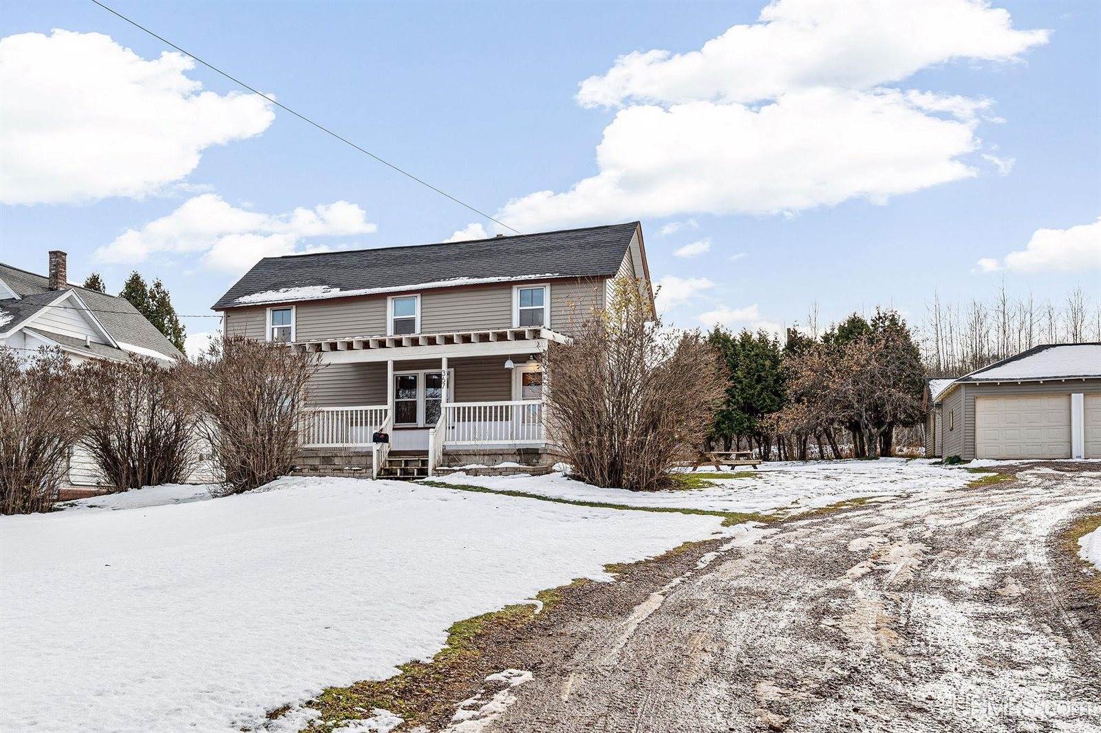 367 County Road, Negaunee, MI 49866