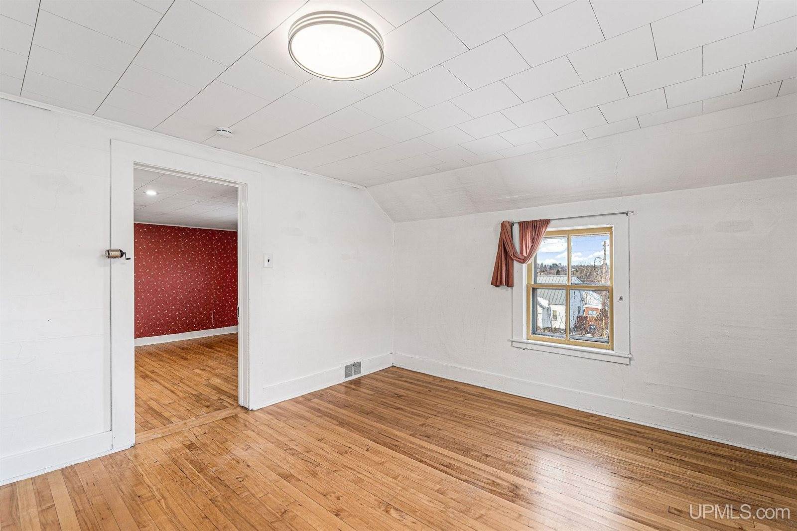 367 County Road, Negaunee, MI 49866