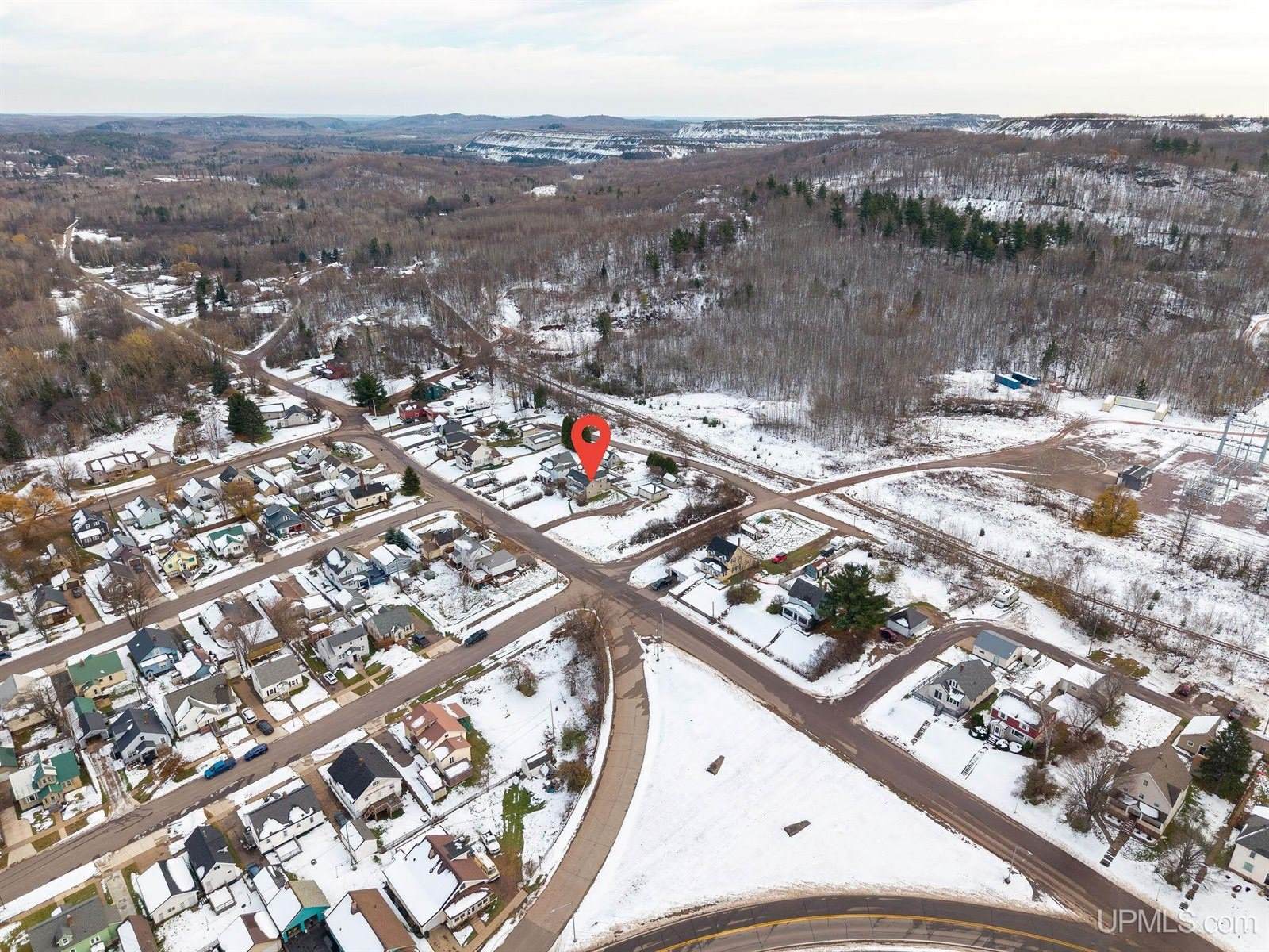 367 County Road, Negaunee, MI 49866