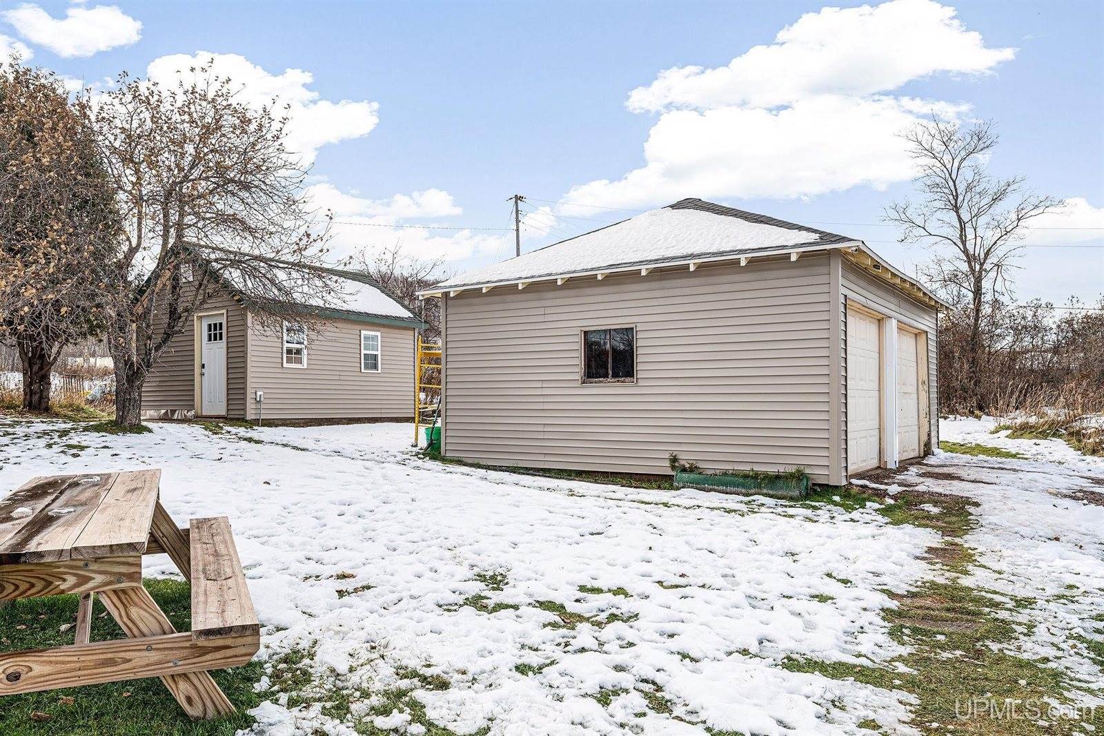 367 County Road, Negaunee, MI 49866