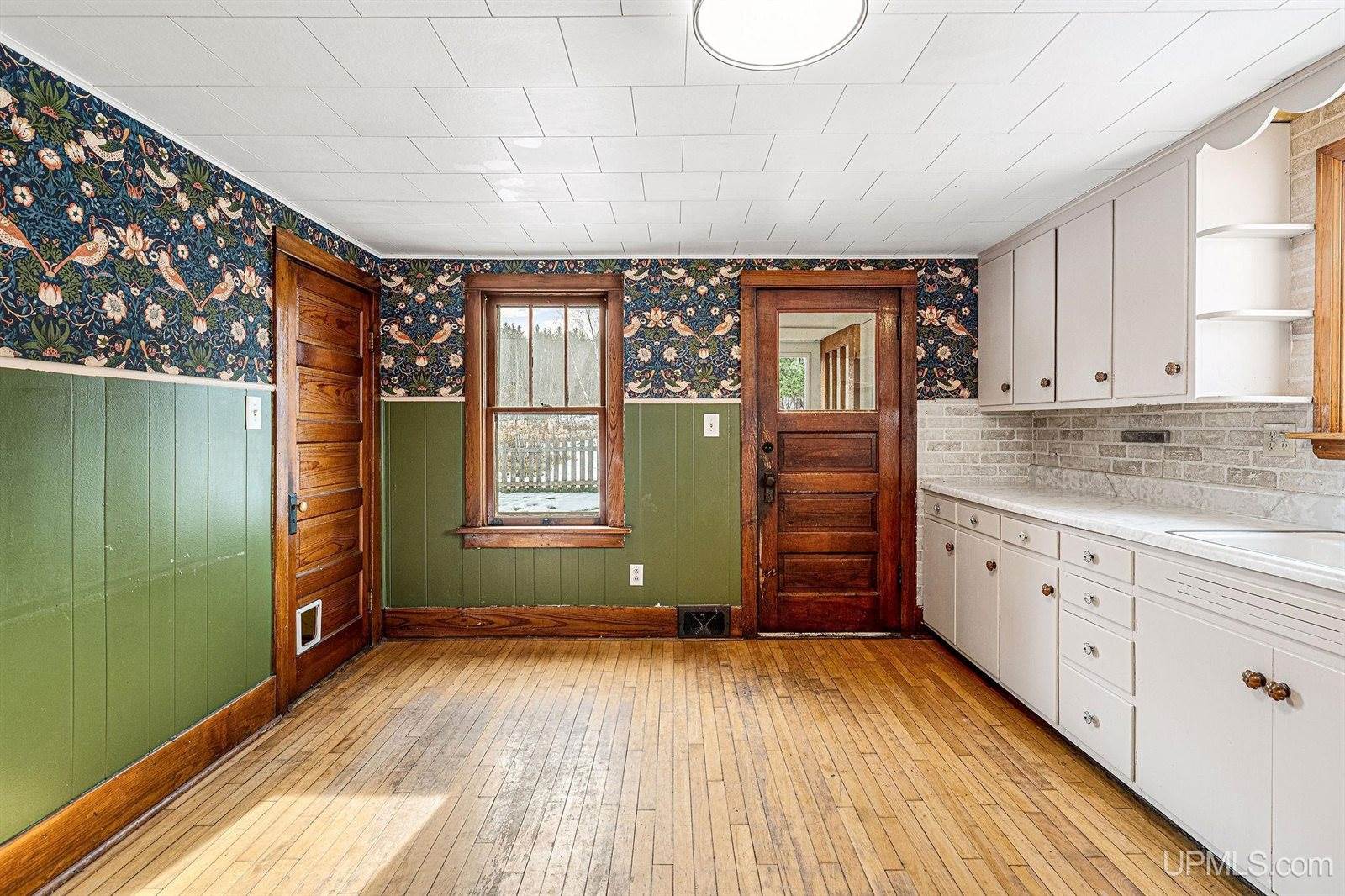 367 County Road, Negaunee, MI 49866