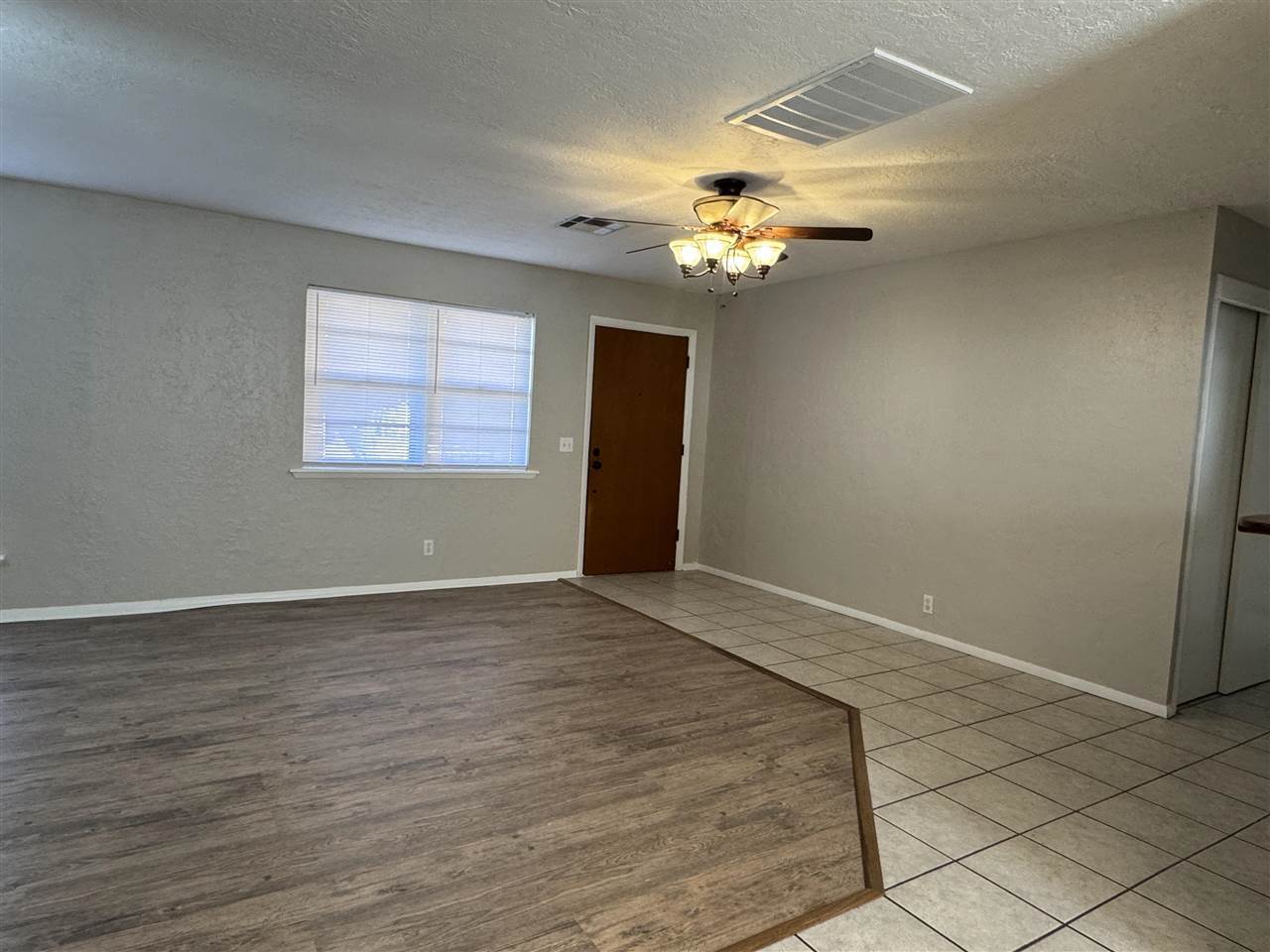 203 Maple St, Elgin, OK 73538