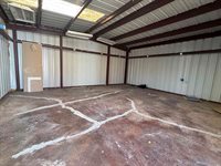 203 Maple St, Elgin, OK 73538