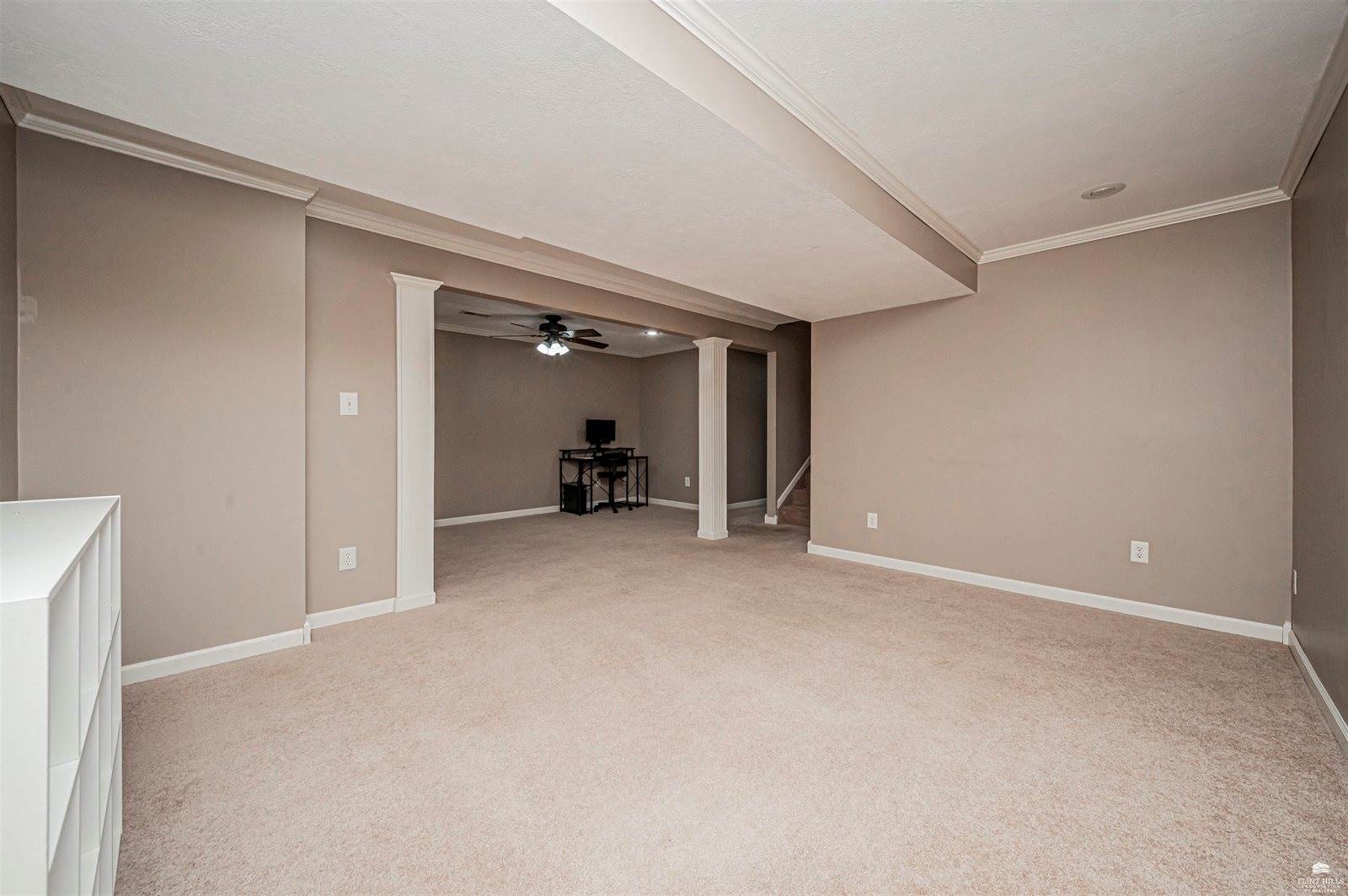 1311 Meadow Lane, Abilene, KS 67410