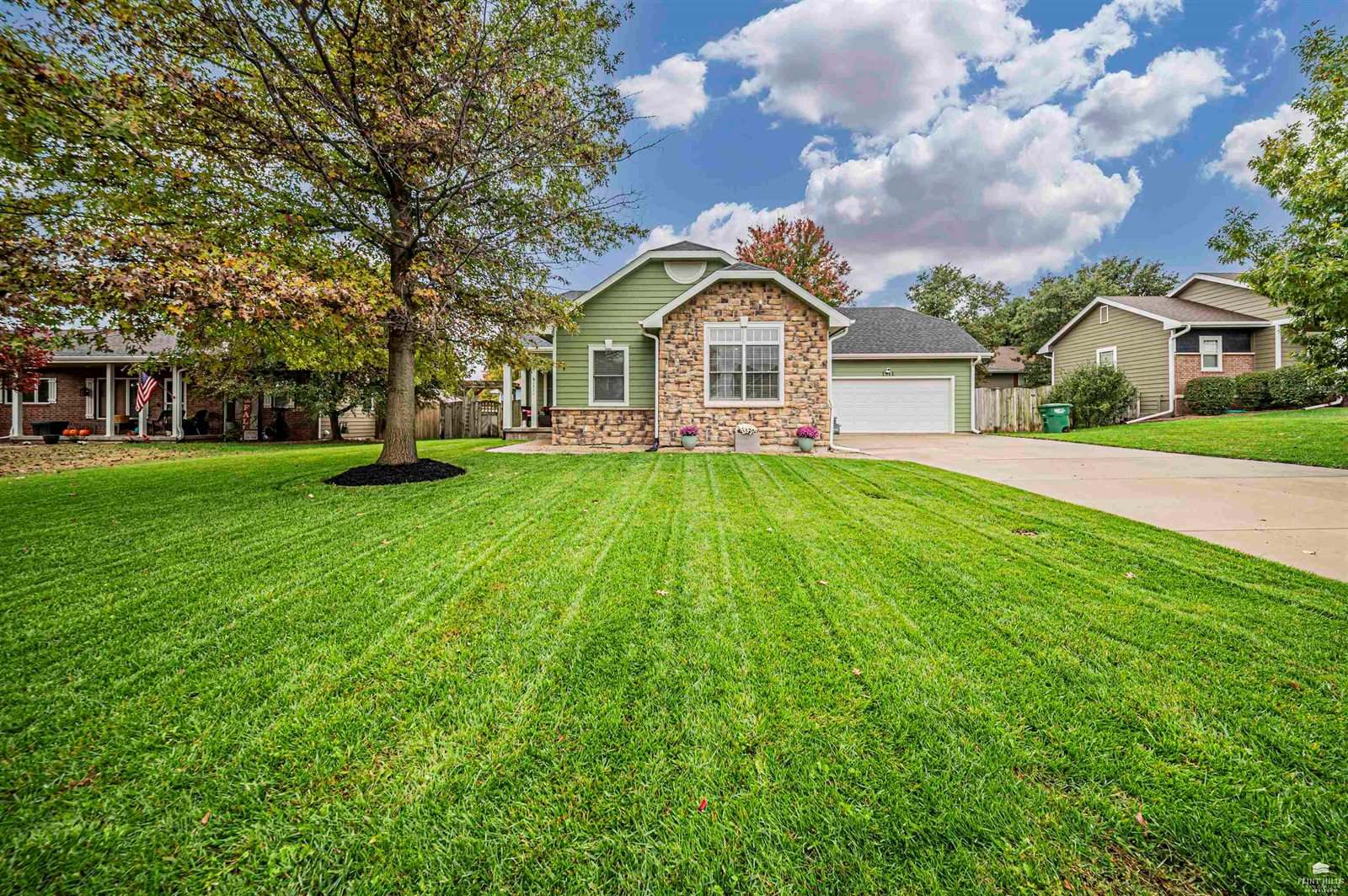 1311 Meadow Lane, Abilene, KS 67410