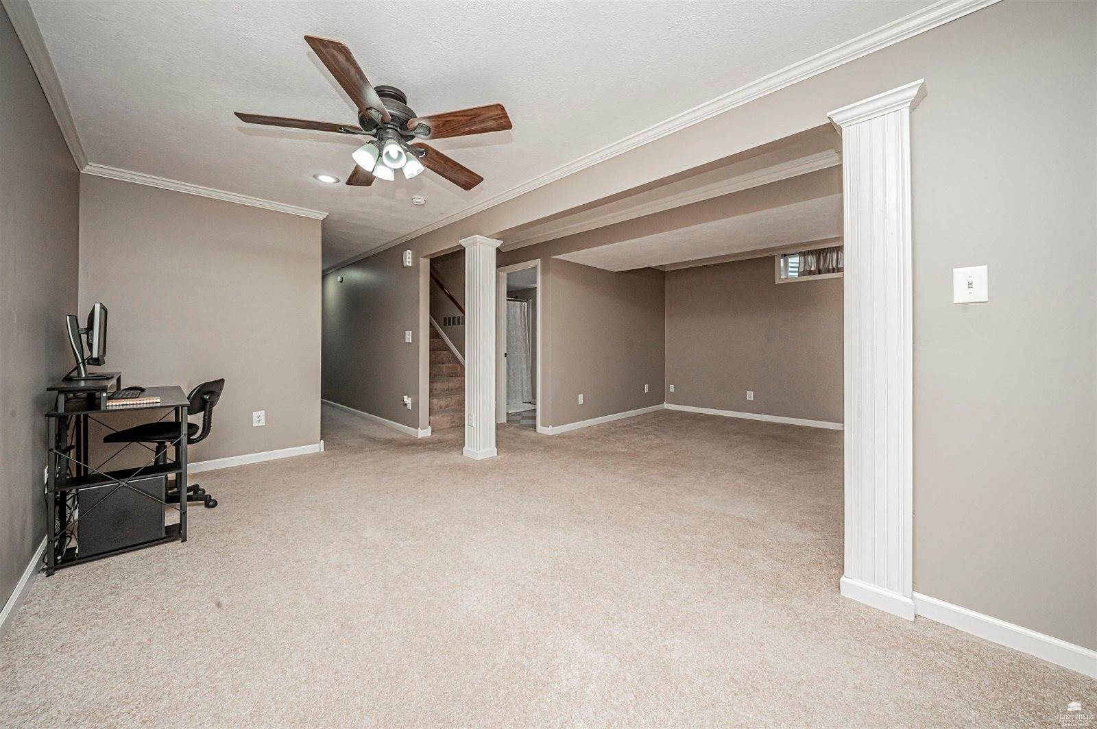 1311 Meadow Lane, Abilene, KS 67410