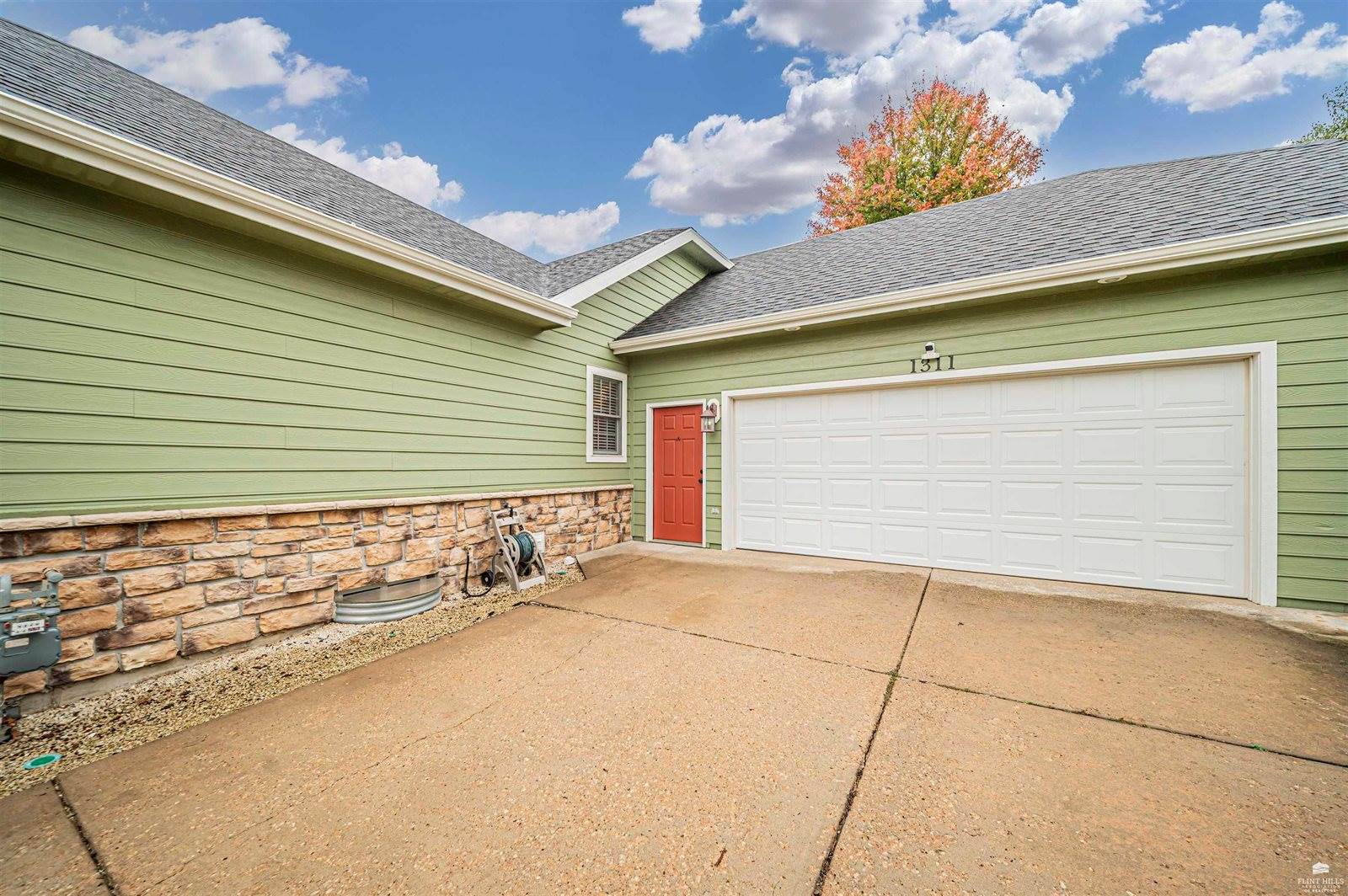 1311 Meadow Lane, Abilene, KS 67410