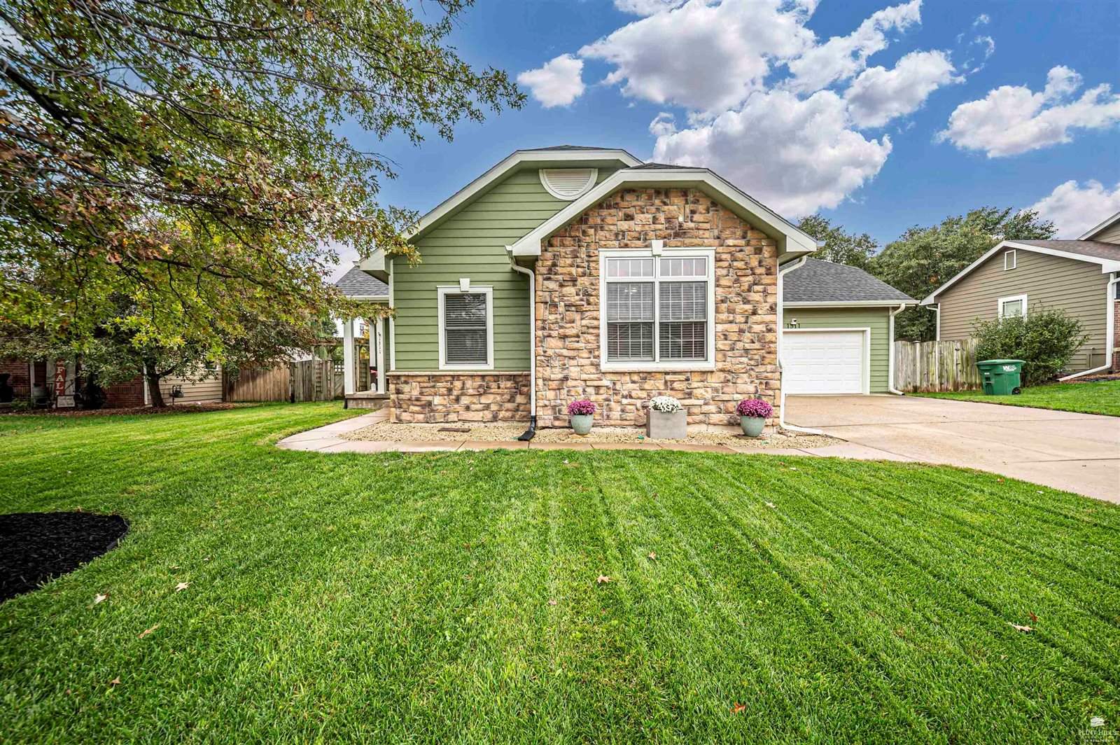 1311 Meadow Lane, Abilene, KS 67410