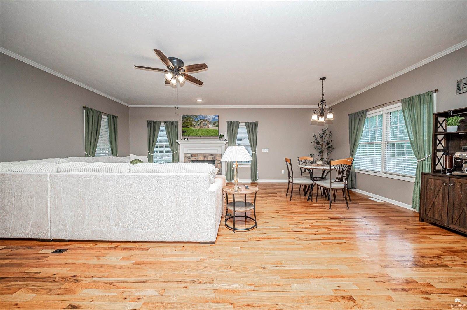 1311 Meadow Lane, Abilene, KS 67410