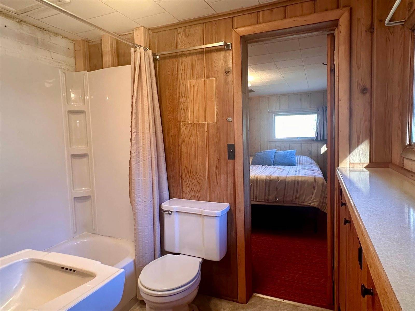 5913 Little Cloquet Road, Cromwell, MN 55726