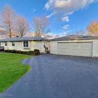 3895 Avalon Court, Austintown, OH 44515