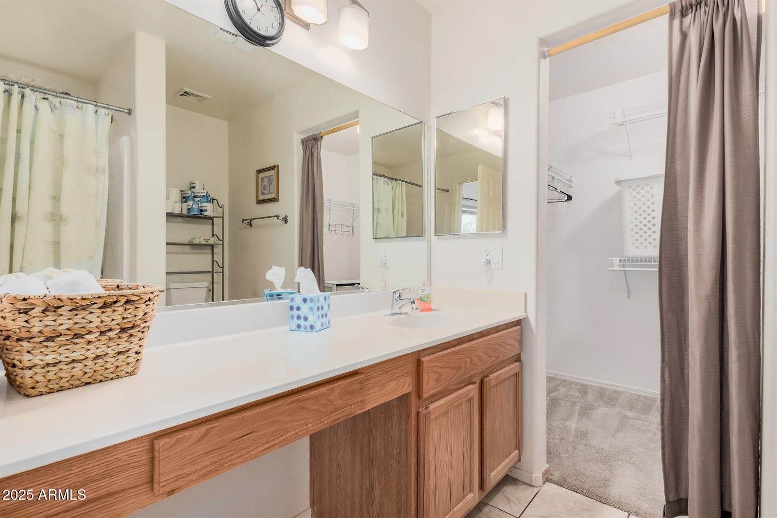 2496 West Tanner Ranch Road, San Tan Valley, AZ 85144